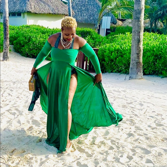 Meet your Posher, Tanisha, RN.❣️ - Picture 11 of 17